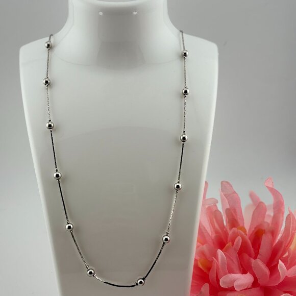 Silver Toned Ball Necklace - Picture 1 of 4